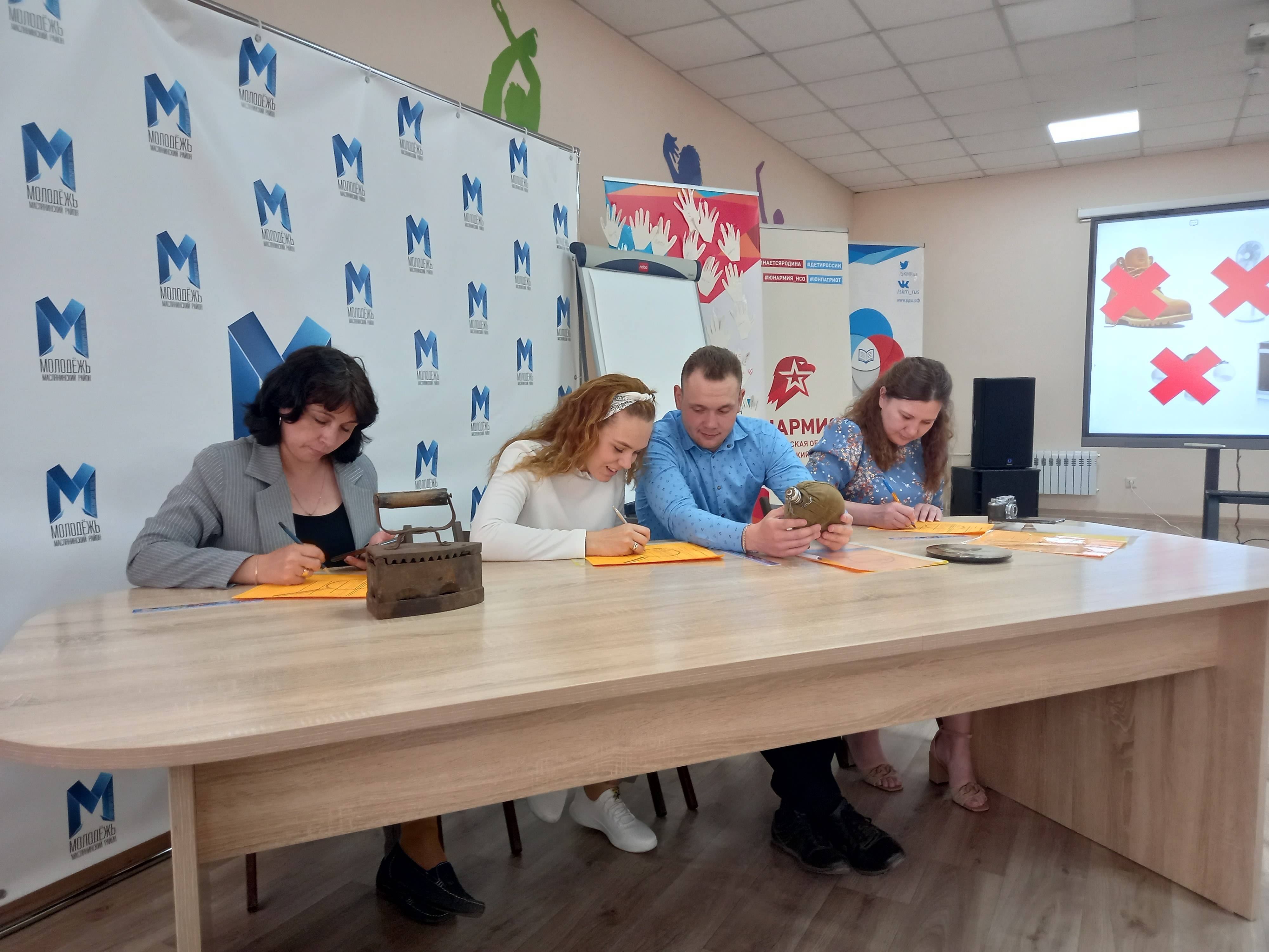 Как составить контент-план: 7 примеров и работающие инструменты
